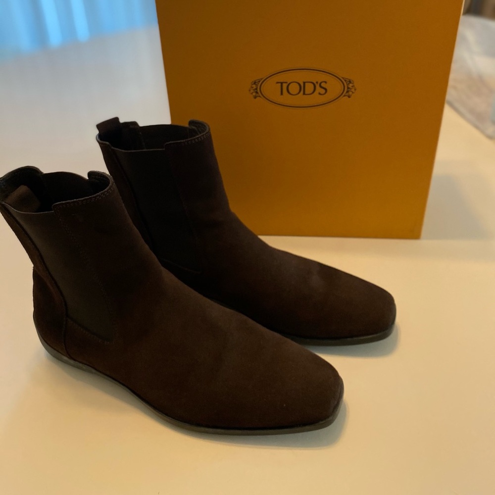 Tod’s Quinn Guiana Beatles Suede Ankle Boots Brown